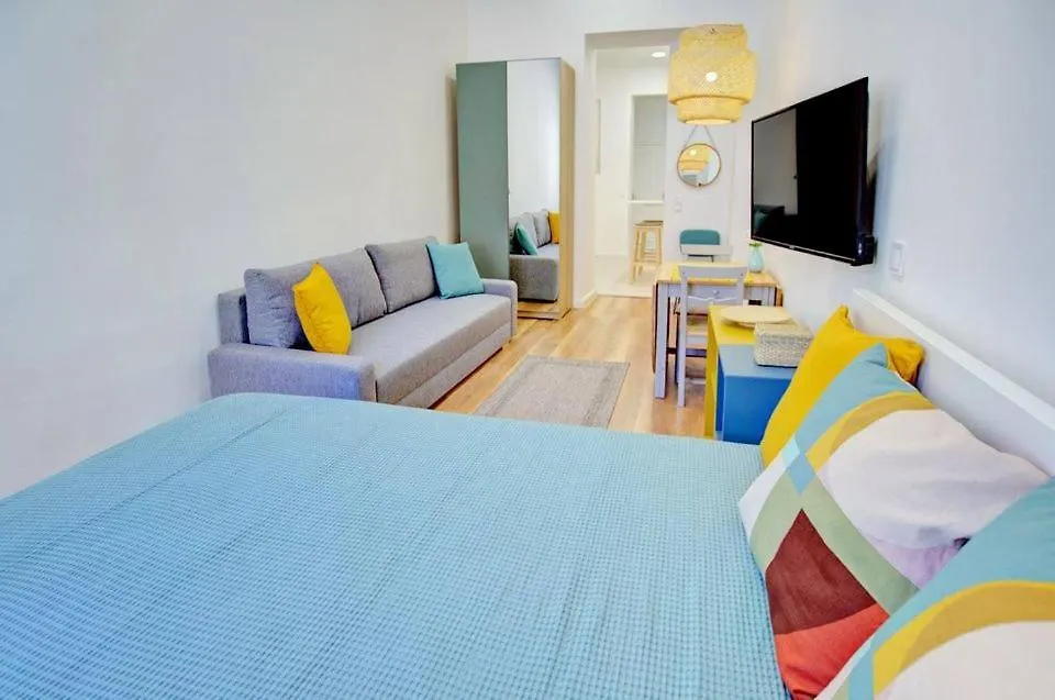 Pau Stylish Studios In The Heart Of Budapest Apartment